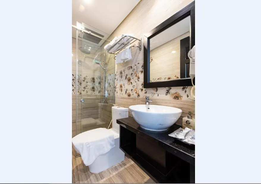 J&B Hotel & Apartment Da Nang 4*,