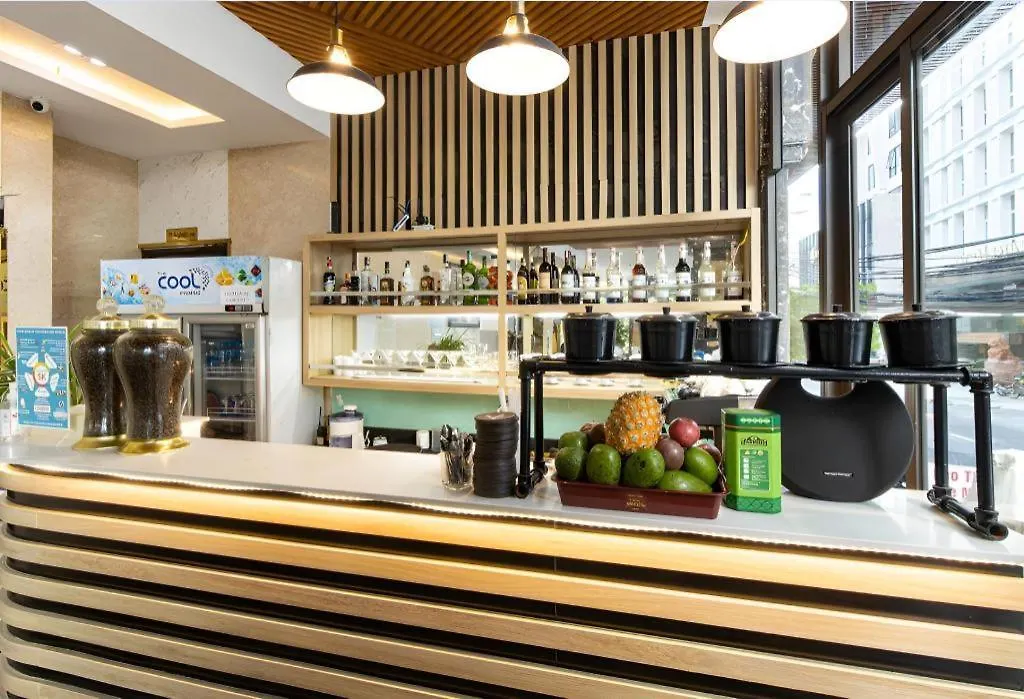 J&B Hotel & Apartment Da Nang