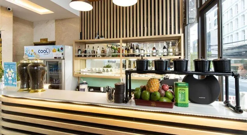 J&B Hotel & Apartment Da Nang