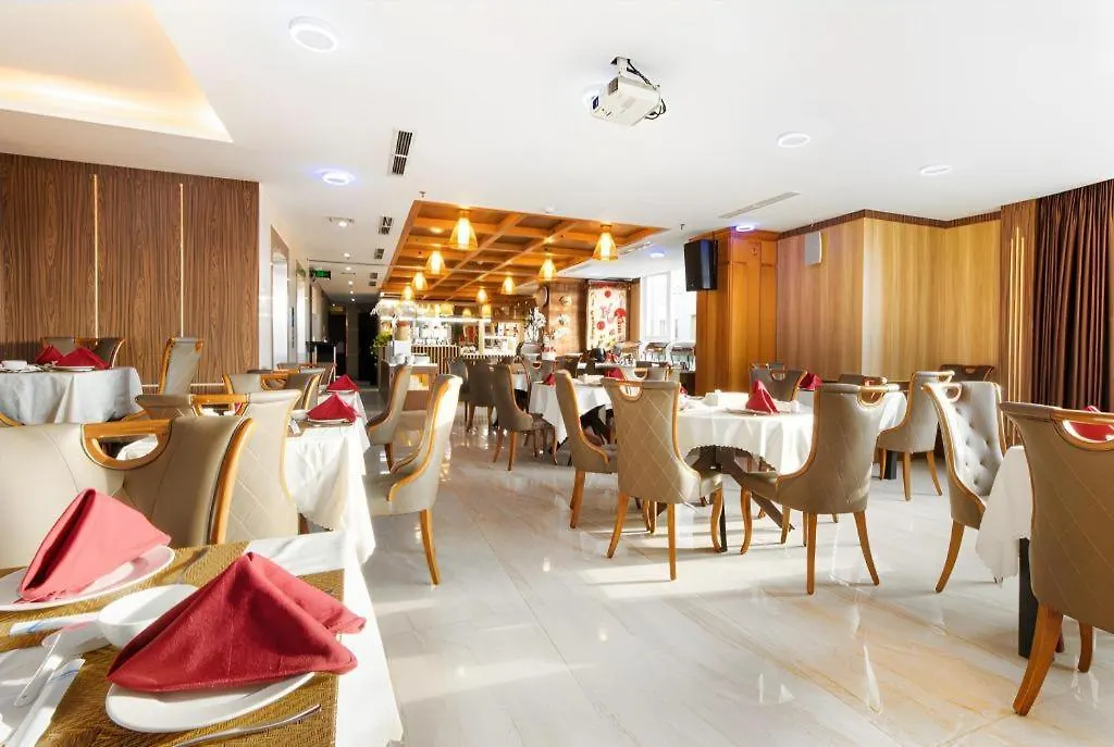 J&B Hotel & Apartment Da Nang 4*,  Vietnam